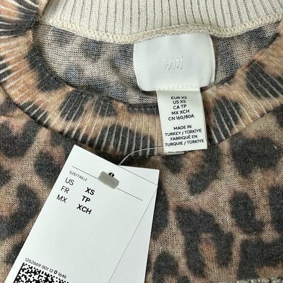 NWT H&M FINE-KNIT T-SHIRT beige leopard print Size XS - Picture 8 of 10